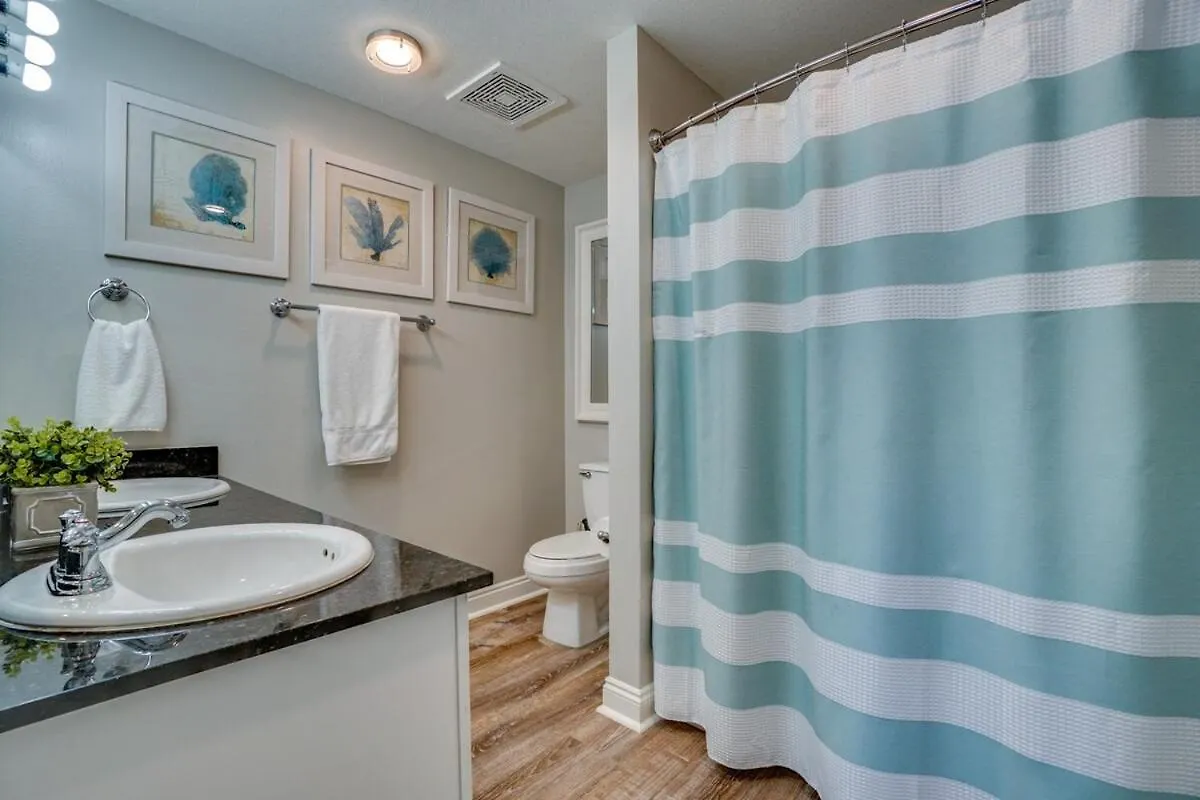 408E Calypso Elegant Beach Front Beach Svc Included Panama City Beach Apartment